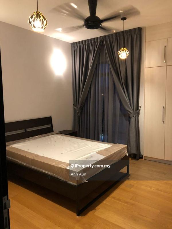 Kediaman Servis untuk Dijual di Isola oleh Ann Aun - iProperty.com.my