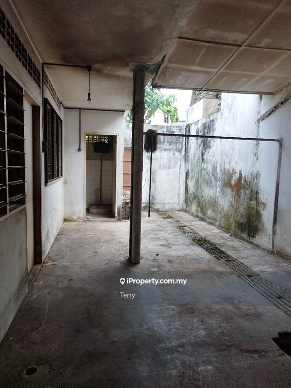 1-storey Terraced House for Sale in Petaling Jaya, Selangor by Terry - iProperty.com.my