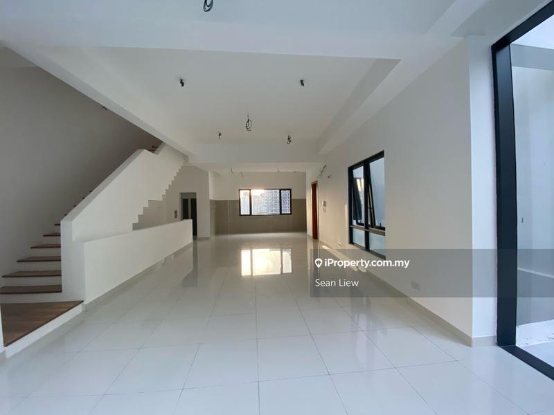 4-storey Terraced House for Sale in Damansara Perdana, Selangor by Sean Liew - iProperty.com.my