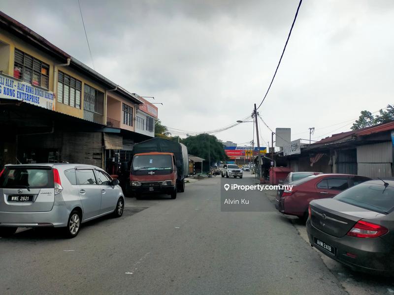 Kedai untuk Disewa di Kampung Baru Seri Kembangan, Seri Kembangan oleh Alvin Ku - iProperty.com.my