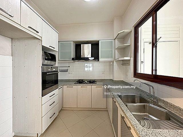 Kondominium untuk Dijual di Surian Condominium oleh Wes Chang - iProperty.com.my