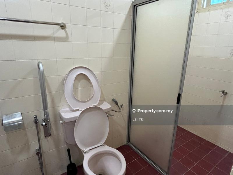 Bungalow House for Sale in SS12, Subang Jaya by Lai Yk - iProperty.com.my