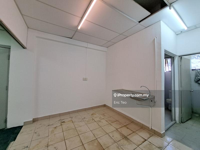 Shop / Office for Sale in Kelana Jaya, Petaling Jaya by Eric Teo - iProperty.com.my
