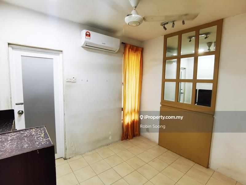 3-storey Terraced House for Sale in Air Leleh, Semabok by Robin Soong - iProperty.com.my