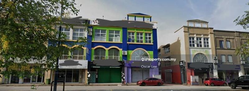 For Sale - ( ROI 5.1 ) Rawang Reef 3sty Shop For Sale Pusat Perniagaan Reef Bandar Rawang