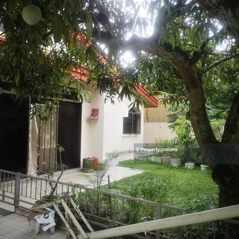 Bungalow House for Sale in Taman Paramount, Petaling Jaya by Patcy Ng - iProperty.com.my