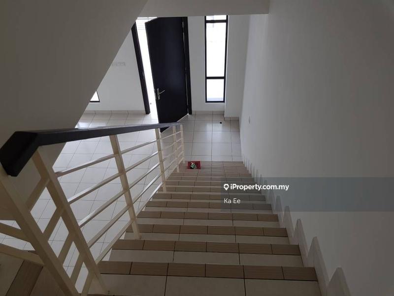 Rumah Teres 2-Tingkat untuk Dijual di M Residence 2 Alpine, Rawang oleh Ka Ee - iProperty.com.my