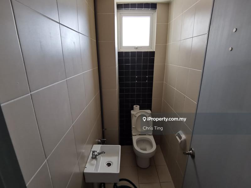 Pejabat-Runcit untuk Dijual di y2foy, Kota Damansara oleh Chris Ting - iProperty.com.my
