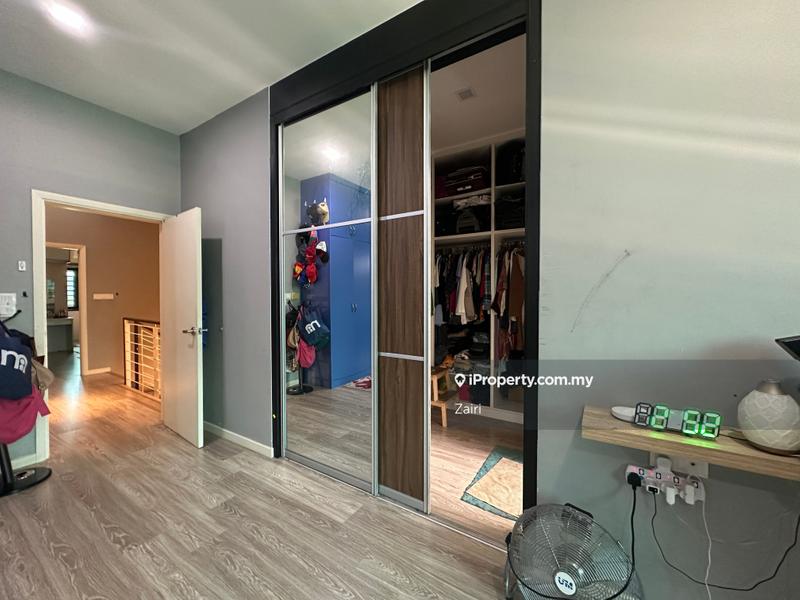 Rumah Teres 2-Tingkat untuk Dijual di Taman Cahaya Alam, Shah Alam oleh Zairi - iProperty.com.my