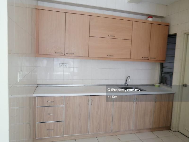 Residensi Servis untuk Dijual di E-Tiara oleh Kk Ker - iProperty.com.my
