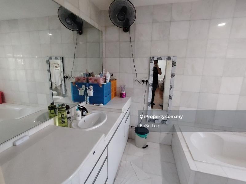 Semi-Detached House for Sale in Taman Overseas Union (Taman Oug), Jalan Klang Lama (Old Klang Road) by BoBo Lee - iProperty.com.my