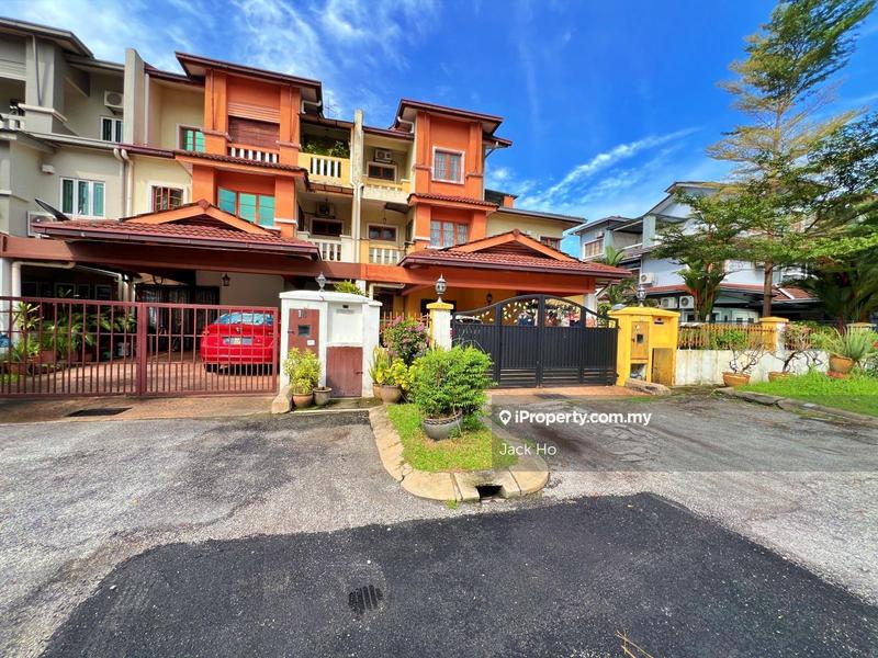 Rumah Berkembar untuk Dijual di UEP Subang Jaya, Subang Jaya oleh Jack Ho - iProperty.com.my