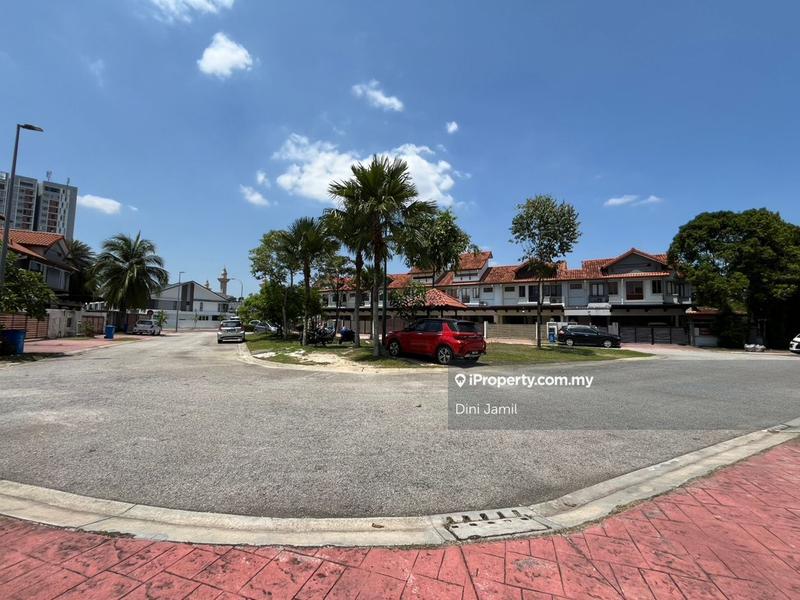 Rumah Teres 2-Tingkat untuk Dijual di Bukit Jelutong, Shah Alam oleh Dini Jamil - iProperty.com.my