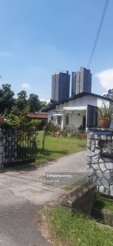 Bungalow House for Sale in Taman Kanagapuram, Petaling Jaya by Elaine Kow - iProperty.com.my