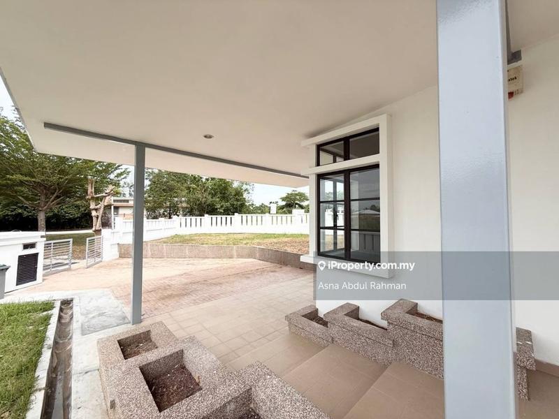 Bungalow House for Sale in Bandar Baru Enstek, Bandar Enstek by Asna Abdul Rahman - iProperty.com.my