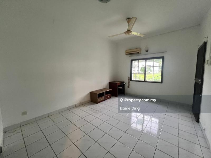 Townhouse for Sale in Country Heights, Kajang by Elaine Ding - Interior - iProperty.com.my