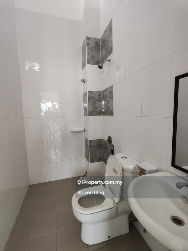 2-storey Terraced House for Rent in Setia Indah, Setia Alam by Steven Ding - Bathroom - iProperty.com.my