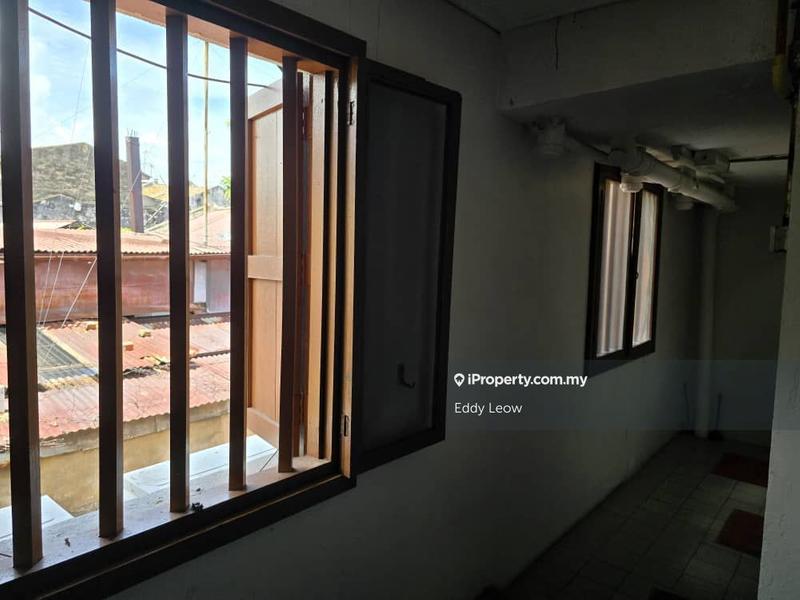 Shop for Sale in Jalan Tukang Emas, Melaka by Eddy Leow - iProperty.com.my