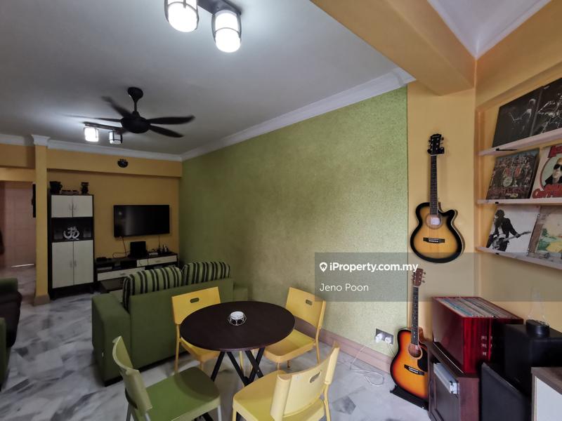 Condominium for Sale in Desarina Condominium by Jeno Poon - iProperty.com.my