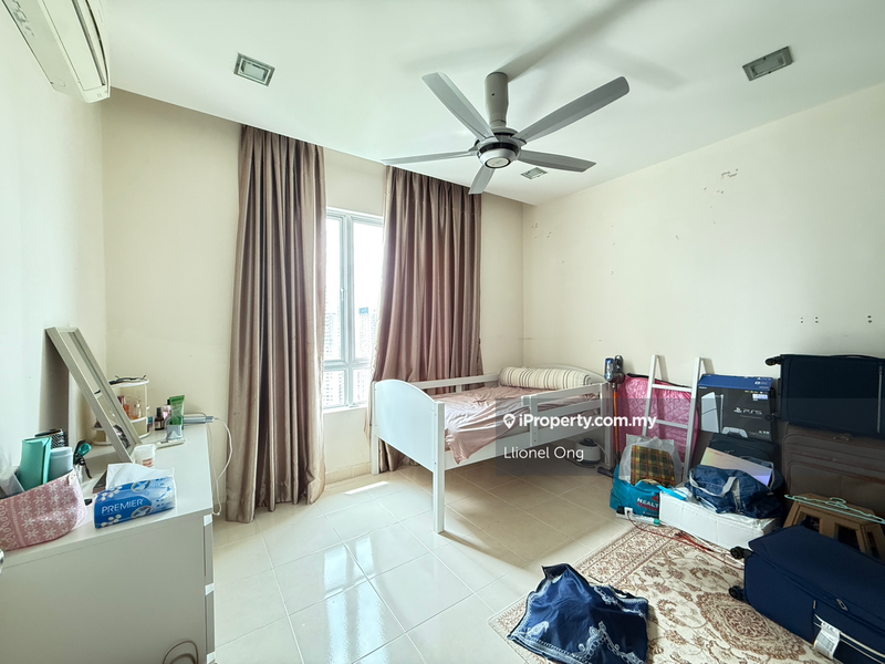 For Sale - Riana Green East