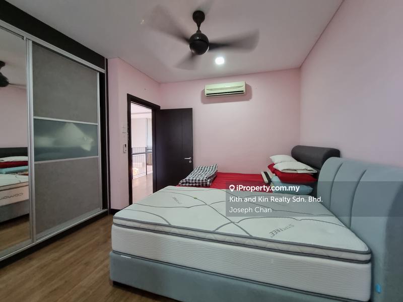 Rumah Teres 3-Tingkat untuk Dijual di Laman Glenmarie, Shah Alam oleh Joseph Chan - iProperty.com.my