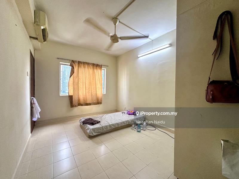 Apartment for Sale in Crescent Court by Visaghan Naidu - iProperty.com.my