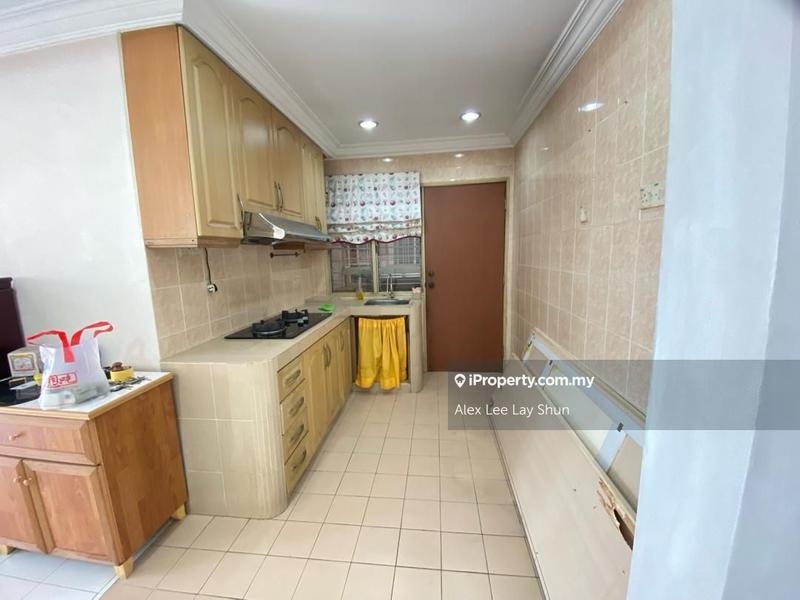 Pangsapuri untuk Dijual di Pangsapuri Bayu oleh Alex Lee Lay Shun - iProperty.com.my