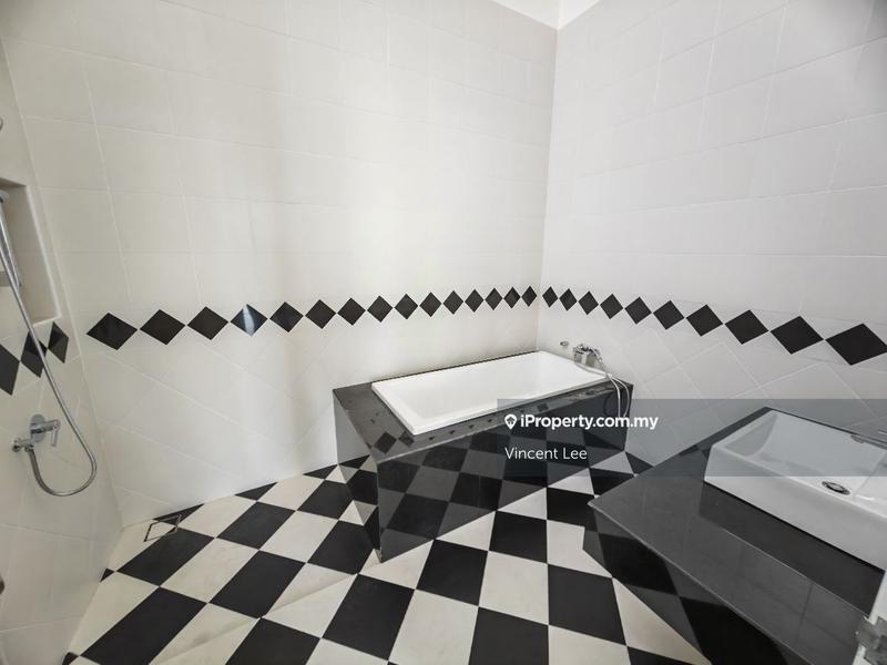 Rumah Berangkai 2 Tingkat untuk Dijual di Eco Majestic, Semenyih oleh Vincent Lee - iProperty.com.my