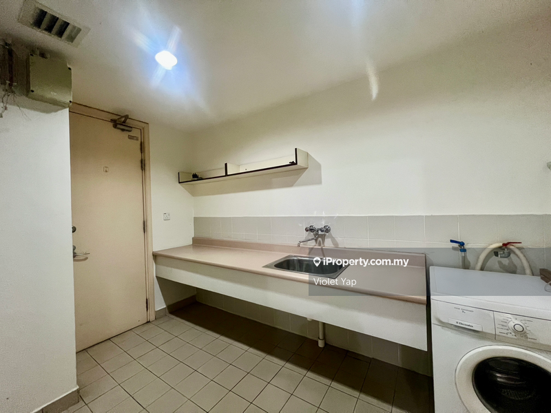 Kondominium untuk Dijual di Hampshire Park Condominium oleh Violet Yap - iProperty.com.my
