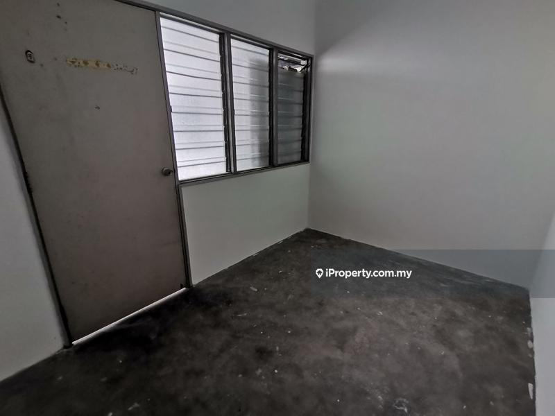 Shop / Office untuk Disewa di Seksyen 28, Taman Alam Megah, Shah Alam oleh Tony Tan - iProperty.com.my