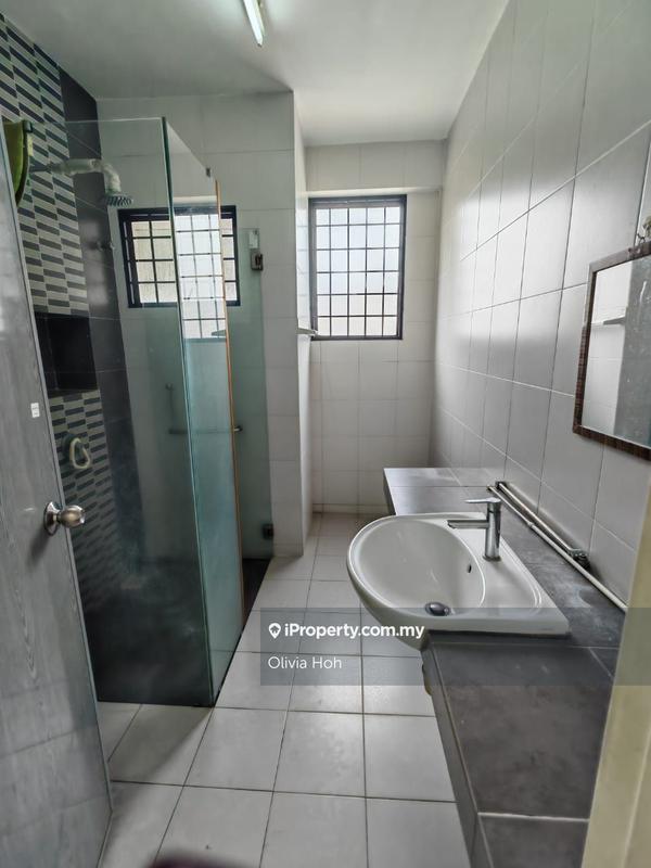 Rumah Berangkai 2 Tingkat untuk Dijual di Setia Indah, Setia Alam oleh Olivia Hoh - iProperty.com.my