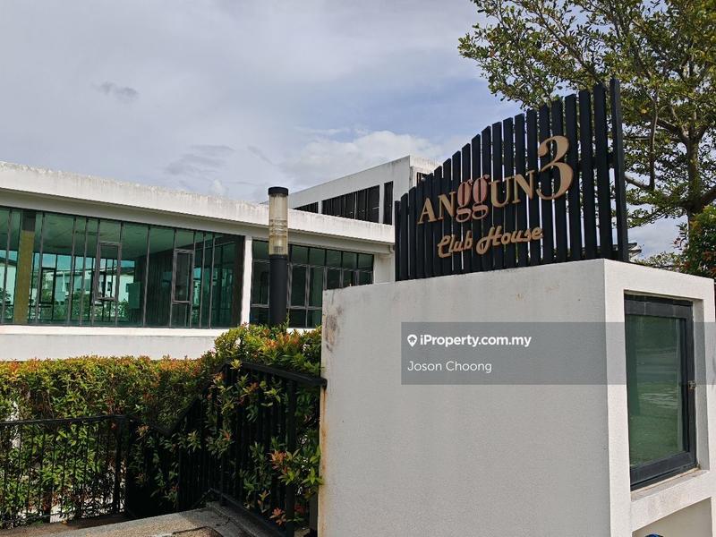 Rumah Teres 3-Tingkat untuk Dijual di Taman Anggun 3, Rawang oleh Joson Choong - iProperty.com.my