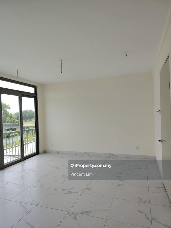 Rumah Teres 3-Tingkat untuk Dijual di D'Island, Puchong oleh Vincent Lim - iProperty.com.my