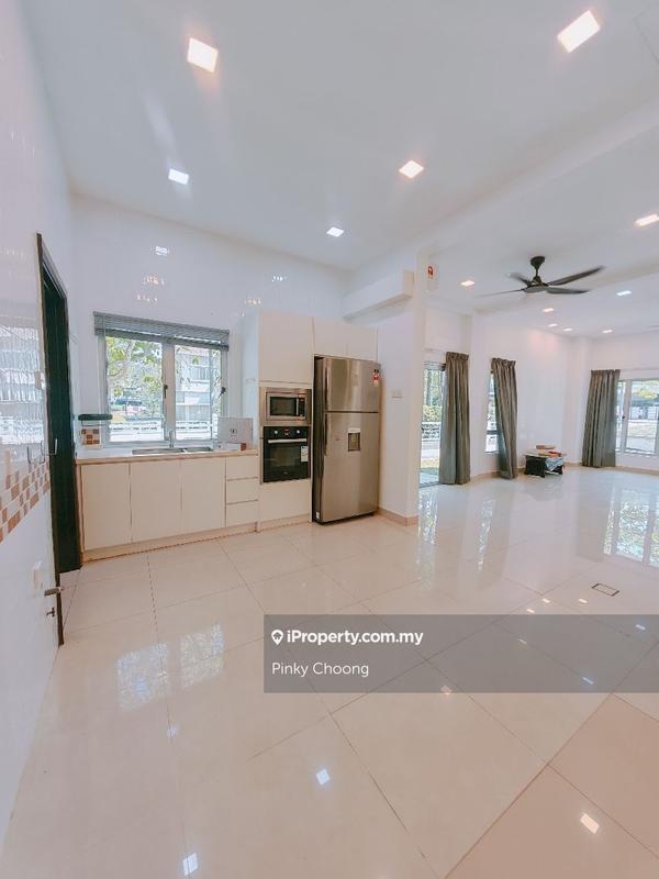 2.5-storey Terraced House for Sale in Valencia, Sungai Buloh by Pinky Choong - iProperty.com.my