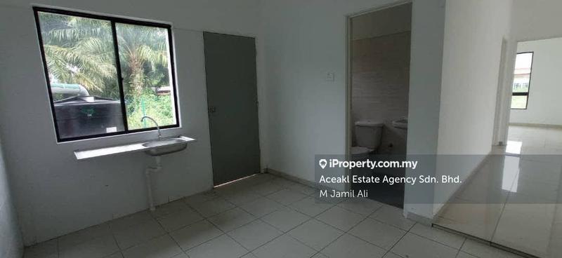 Semi-Detached House for Sale in Jalan Junid Muar, Muar by M Jamil Ali - iProperty.com.my