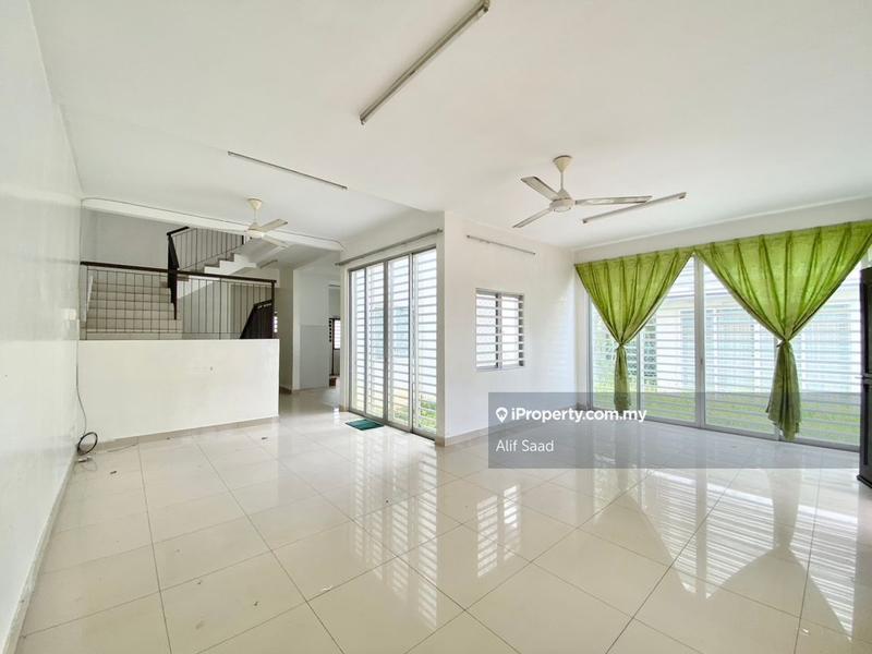 2-storey Terraced House for Sale in Puncak Bestari, Puncak Alam by Alif Saad - iProperty.com.my