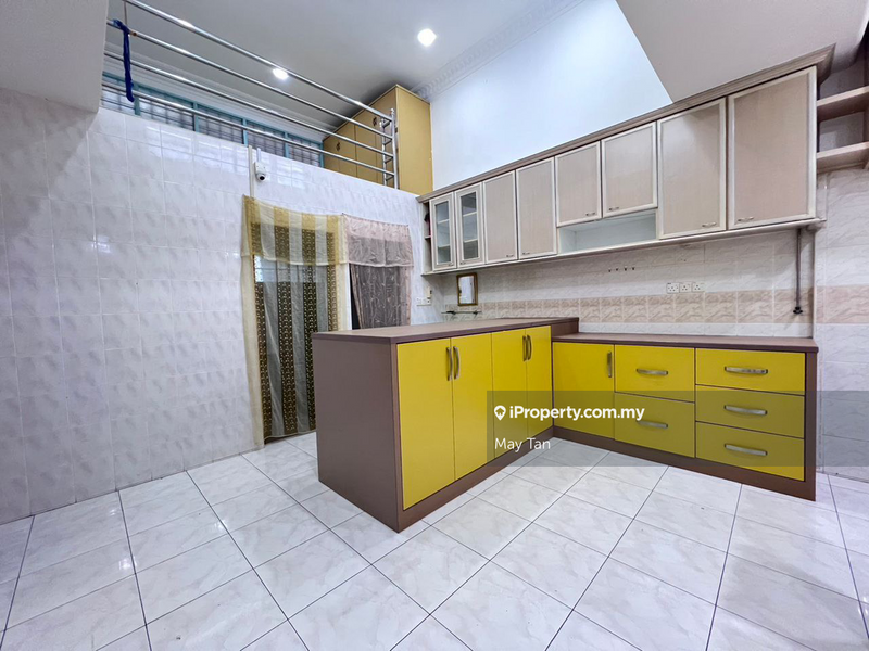 Semi-Detached House for Sale in Taman Delima, Kluang by May Tan - iProperty.com.my
