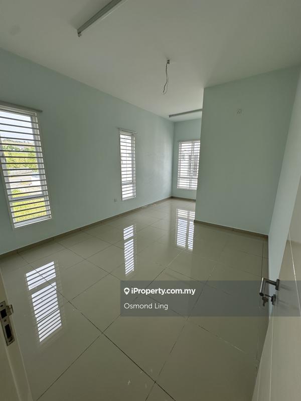 Rumah Berangkai 2 Tingkat untuk Dijual di Taman Ara Sendayan, Bandar Sri Sendayan oleh Osmond Ling - iProperty.com.my