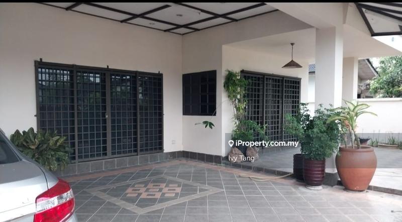 Bungalow House for Sale in Tmn Golf, Ipoh, Ipoh by Ivy Tang - iProperty.com.my
