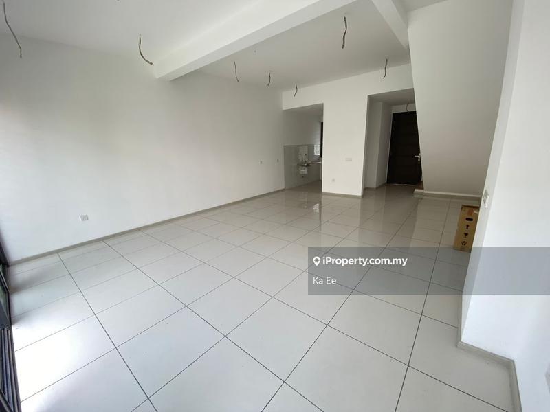 Rumah Teres 2-Tingkat untuk Dijual di Denai Alam, Shah Alam oleh Ka Ee - iProperty.com.my
