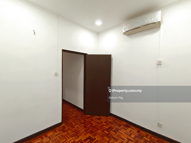 Rumah Teres 2-Tingkat untuk Dijual di Usj 9, Subang Jaya oleh Kelvin Ng - iProperty.com.my