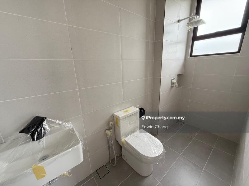 Rumah Berkembar untuk Dijual di Bandar Kinrara Seksyen 1, Bandar Kinrara oleh Edwin Chang - iProperty.com.my