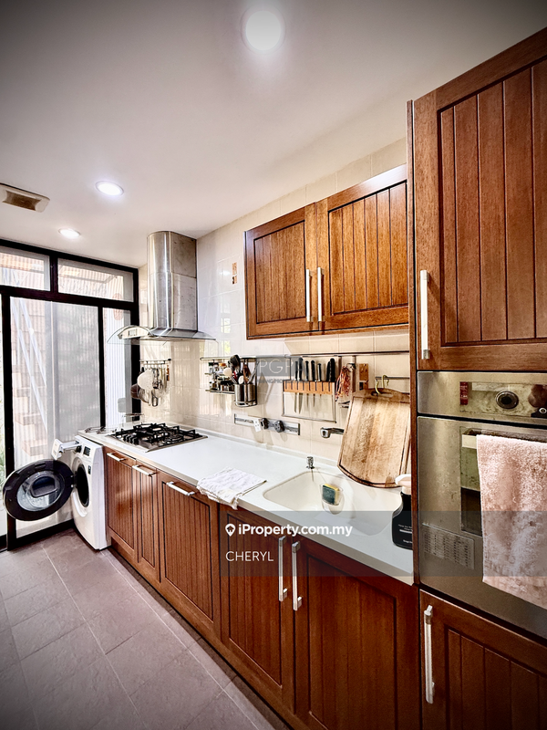 Bungalow House for Sale in Batu Ferringhi, Penang by CHERYL - iProperty.com.my
