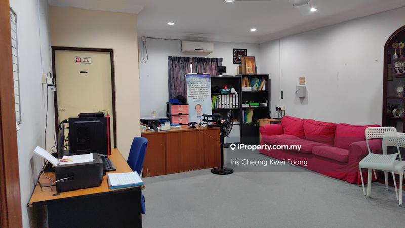 Bungalow House for Sale in z19hj, Ipoh by Iris Cheong Kwei Foong - Office - iProperty.com.my