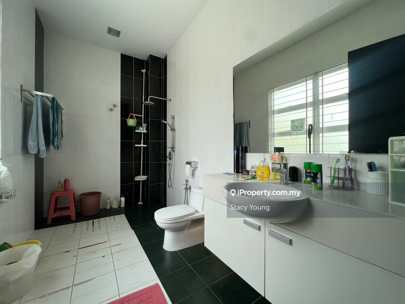 Bungalow House for Sale in Bandar Mahkota Cheras, Cheras by Stacy Young - iProperty.com.my