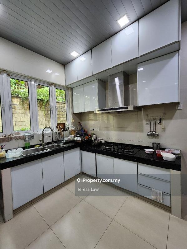 Bungalow House for Sale in Taman Equine, Seri Kembangan by Teresa Law - iProperty.com.my