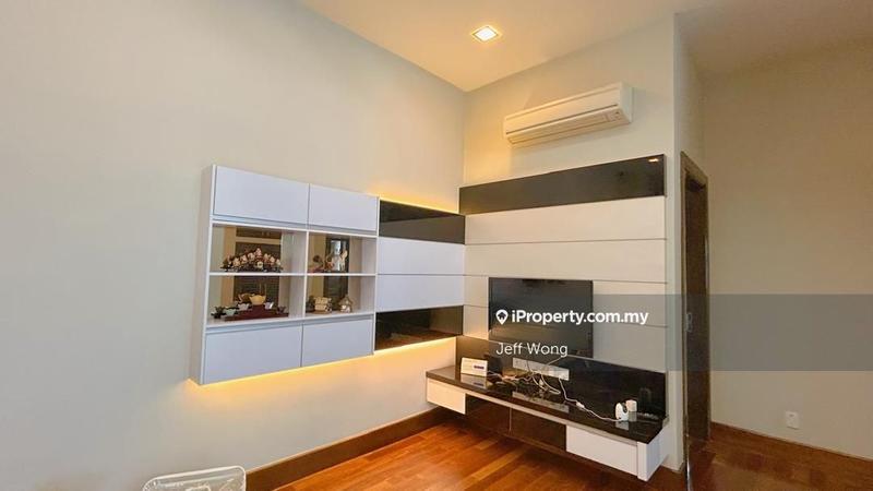 Bungalow House for Sale in Subang Heights, Subang Jaya by Jeff Wong - iProperty.com.my
