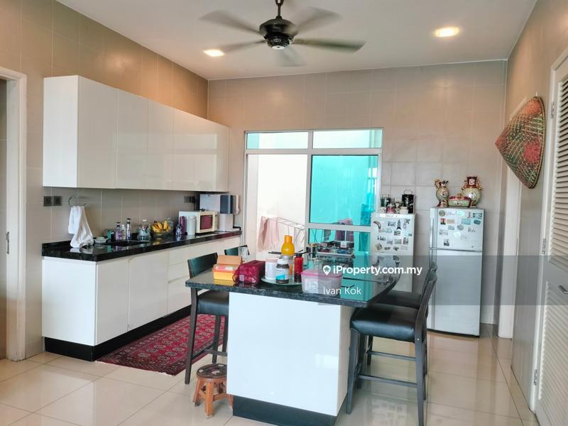 Kondominium untuk Dijual di Amaya Saujana oleh Ivan Kok - iProperty.com.my