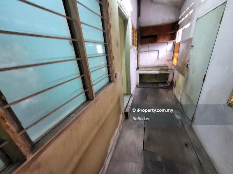 1-storey Terraced House for Sale in Taman Overseas Union (Taman Oug), Jalan Klang Lama (Old Klang Road) by BoBo Lee - iProperty.com.my