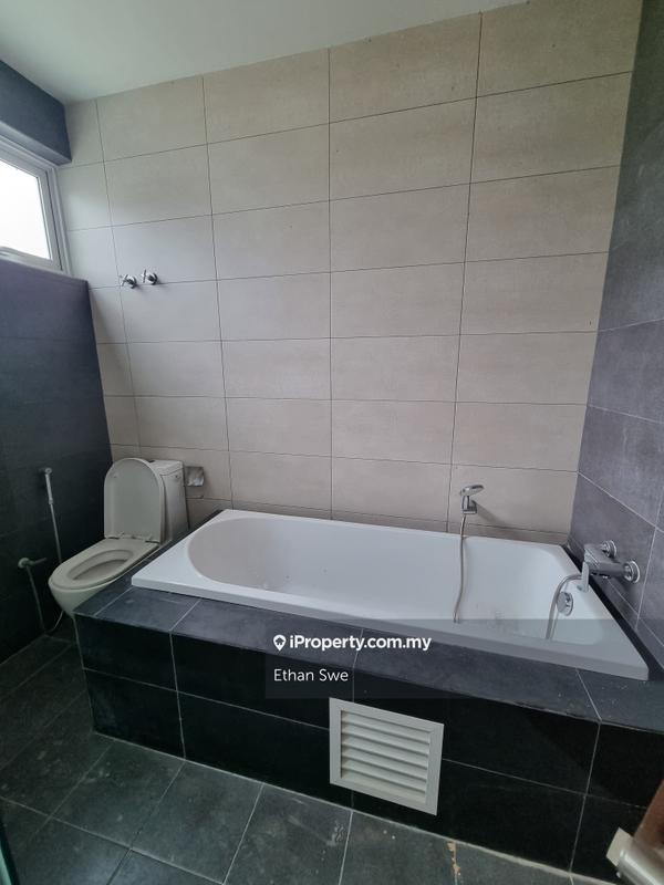 Rumah Berkembar untuk Dijual di Bukit Rahman Putra, Sungai Buloh oleh Ethan Swe - iProperty.com.my
